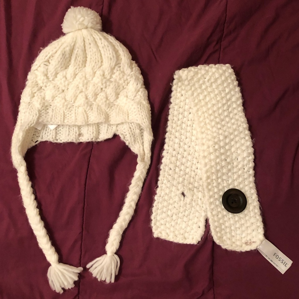 Fossil Hat and Scarf